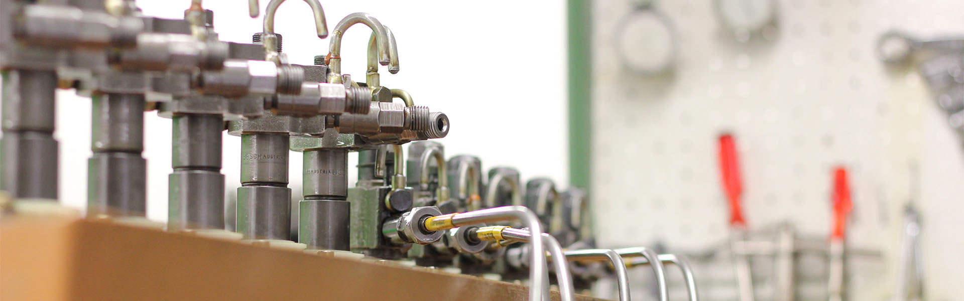 Testing equipment for diesel engine pump rebuild